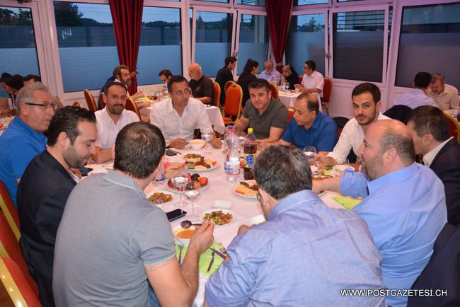 İŞ VE DİPLOMASİ DÜNYASI POST GAZETESİ  İFTARINDA BULUŞTU 11