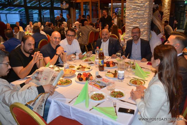 İŞ VE DİPLOMASİ DÜNYASI POST GAZETESİ  İFTARINDA BULUŞTU 26