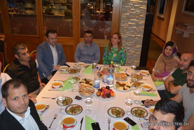 İŞ VE DİPLOMASİ DÜNYASI POST GAZETESİ  İFTARINDA BULUŞTU 27