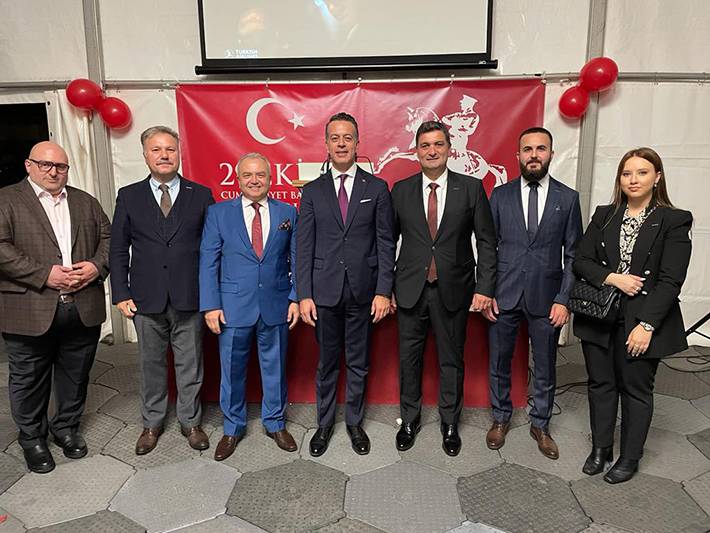 Bern'de Cumhuriyetin 99. kuruluşu kutlandı