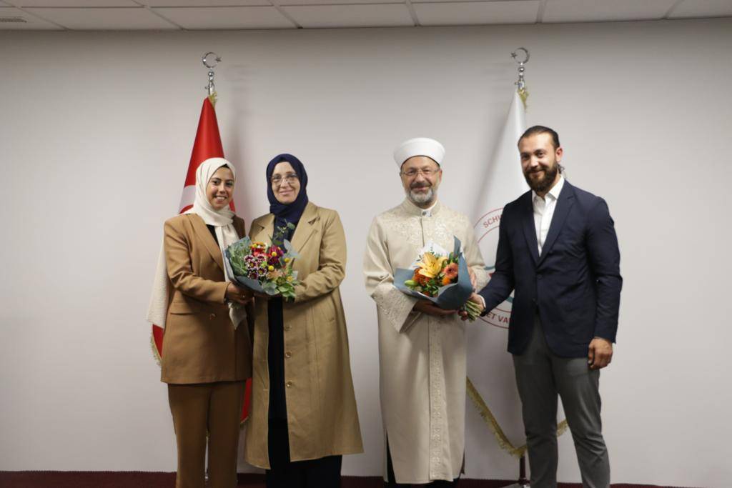 Prof. Erbaş, gençlerle buluştu 3