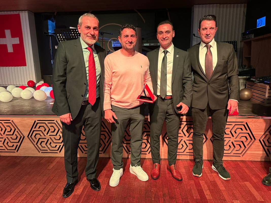 FC Galatasaray Zürih Gala Gecesinde Bir Araya Geldi 4