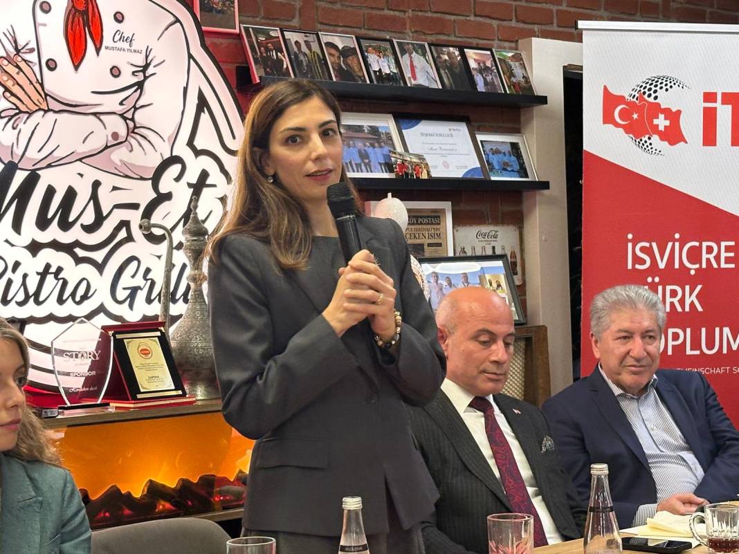 İsviçre Türk Toplumu’ndan Başkonsolos İpek Zeytinoğlu’na Veda 7