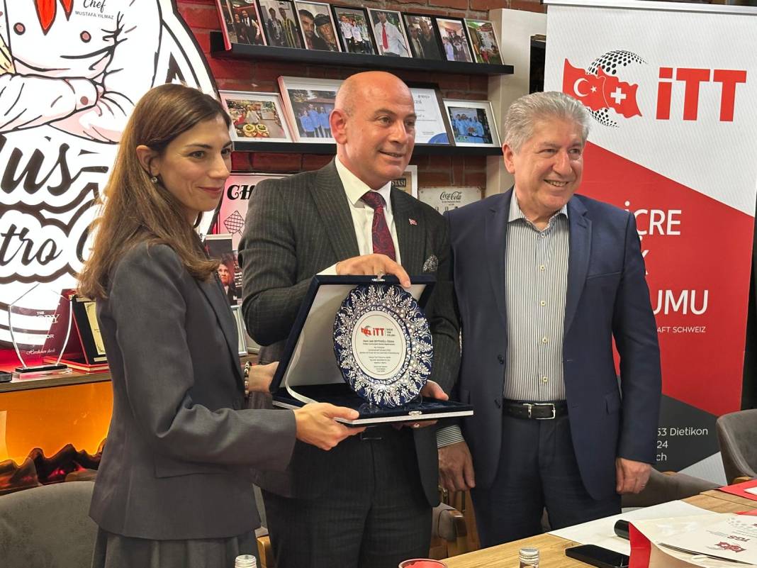 İsviçre Türk Toplumu’ndan Başkonsolos İpek Zeytinoğlu’na Veda 9