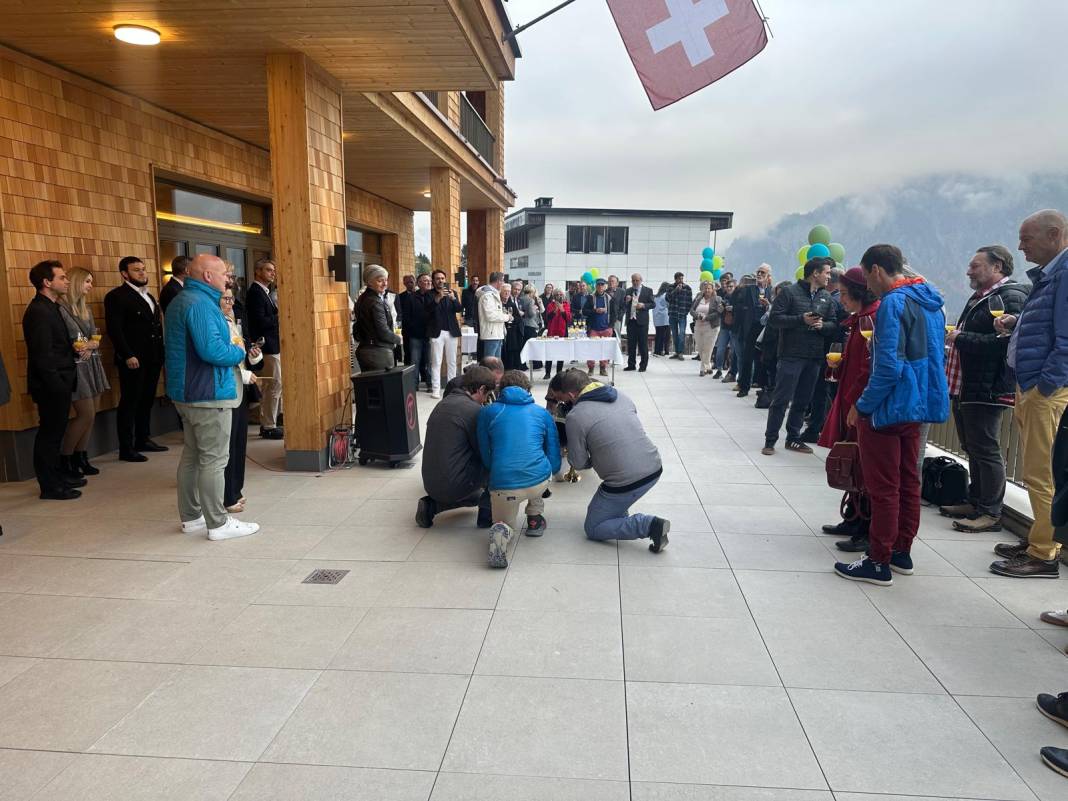 Türk Girişimci Şeref Yıldız, İsviçre’de Bir İlk Gerçekleştirdi 10
