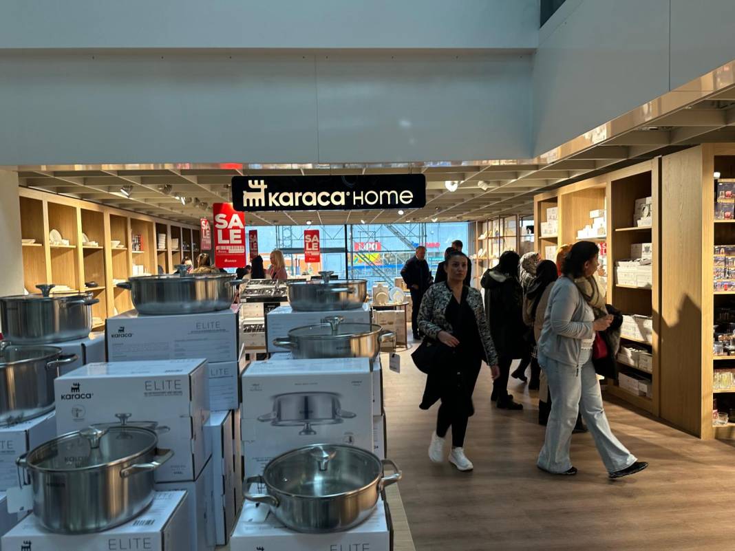 Dietikon’da 4.500 m²’lik dev mağaza açıldı 15