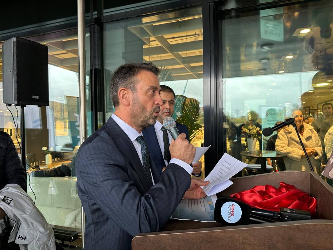 Dietikon’da 4.500 m²’lik dev mağaza açıldı 8