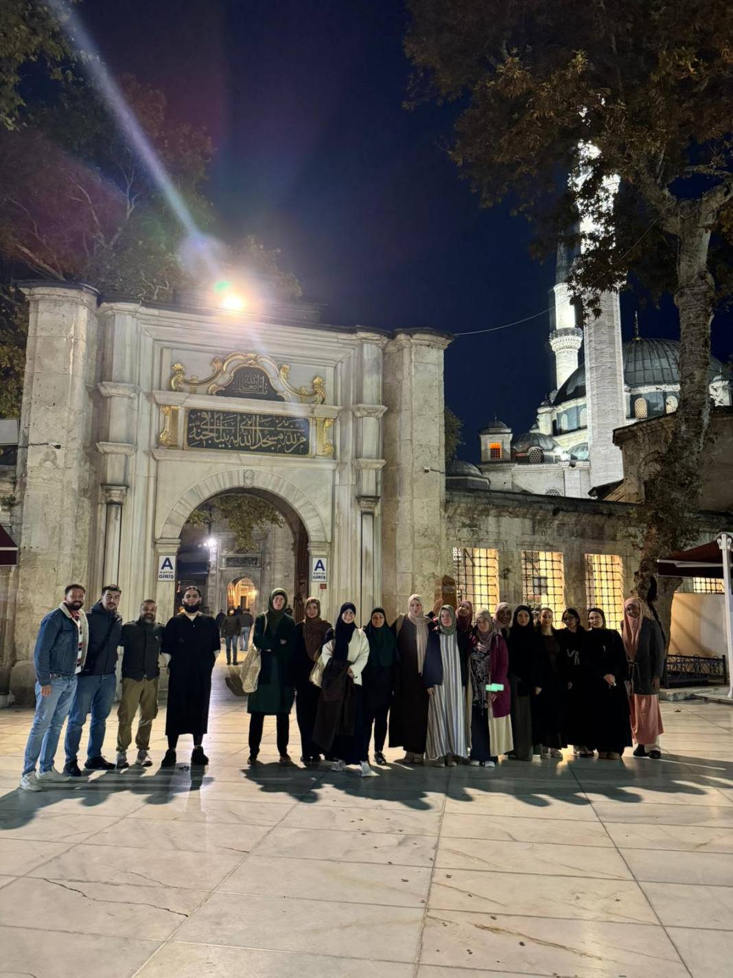 İsviçre Türk Diyanet Vakfından Mühtedilerle Anlamlı İstanbul Gezisi 3