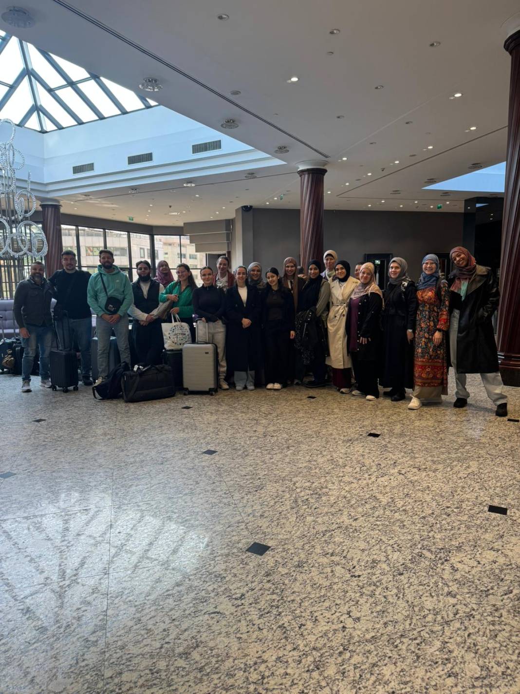 İsviçre Türk Diyanet Vakfından Mühtedilerle Anlamlı İstanbul Gezisi 7