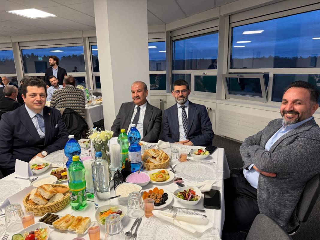 İsviçre Türk Diyanet Vakfı’nın İftarına Yoğun Katılım 10