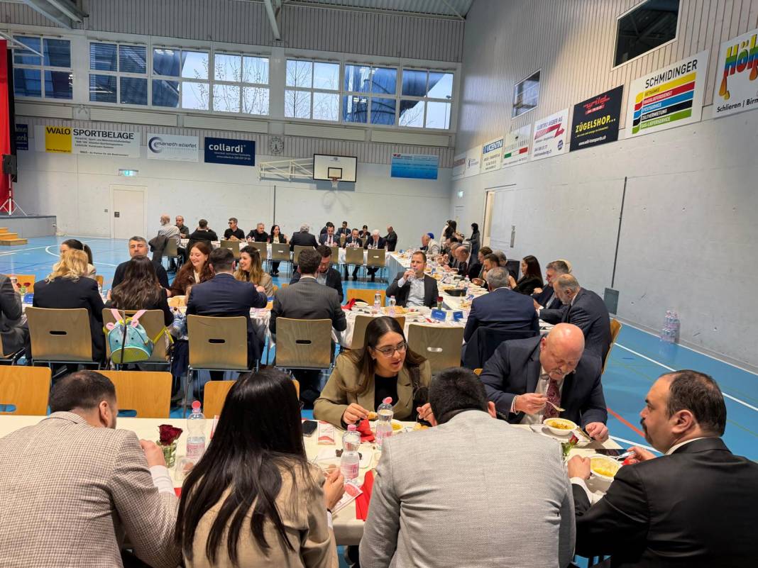 UID İsviçre’nin 10. Geleneksel İftar Programında Birlik Mesajları 2