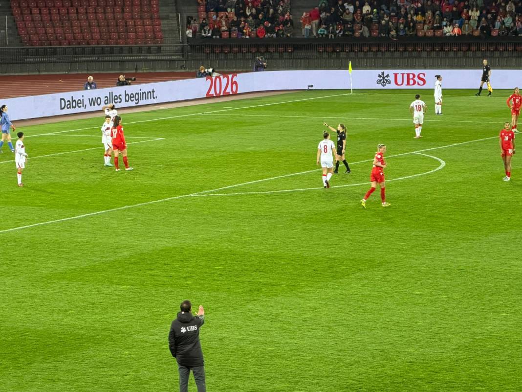 İSVİÇRE 3 - TÜRKİYE 1 10