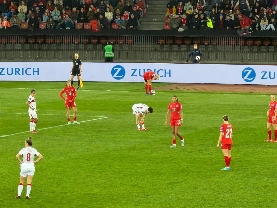 İSVİÇRE 3 - TÜRKİYE 1 7