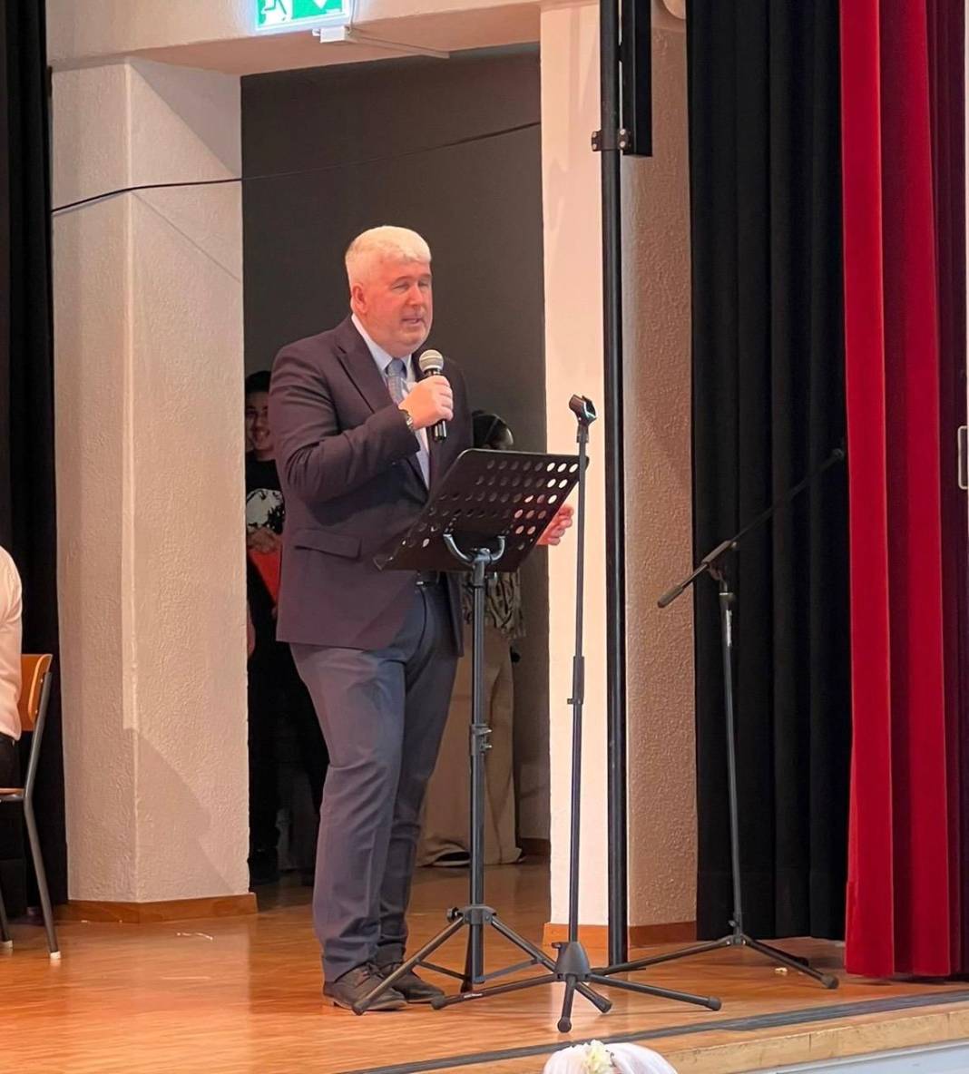 İsviçre’de 23 Nisan Coşkusu: Türk Çocuklarından Renkli Gösteriler 2