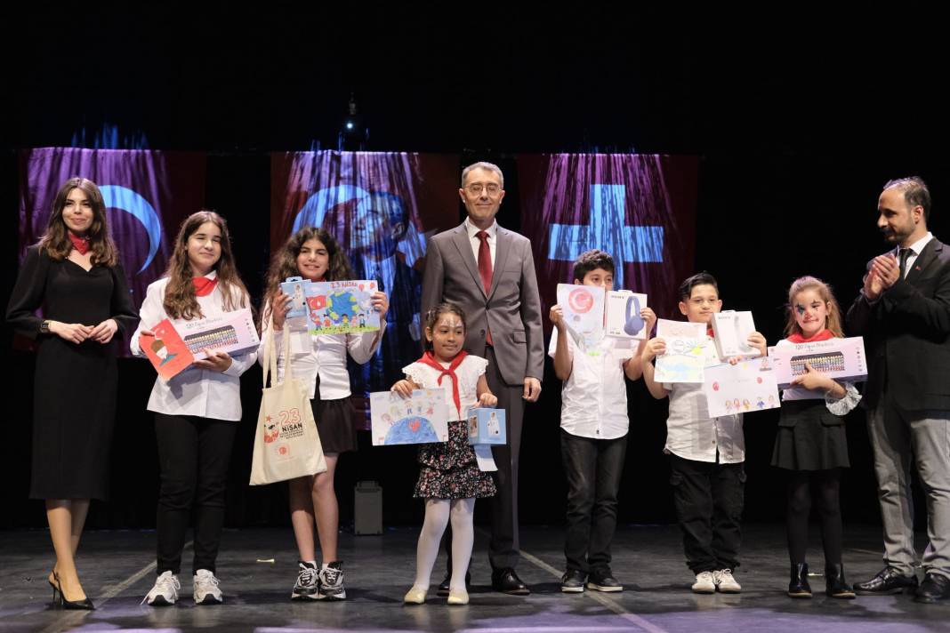 Renens’te Dev Kutlama: 23 Nisan Coşkusu Batı İsviçre’yi Sardı! 12