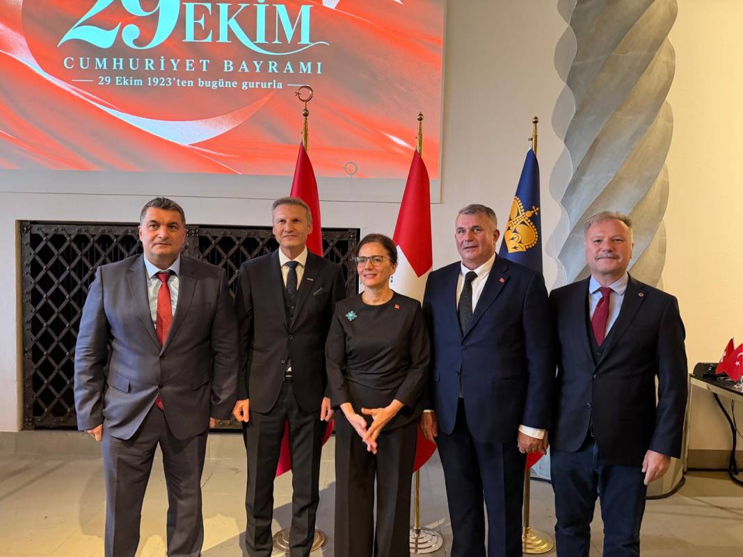 Cumhuriyet’in 103’üncü Yılı Bern’de Coşkuyla Kutlandı 8