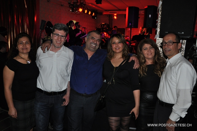 Sibel Can mest etti 28