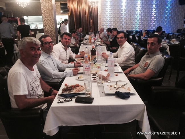 POST isviçre iftarda buluşturdu / Foto Galeri 4