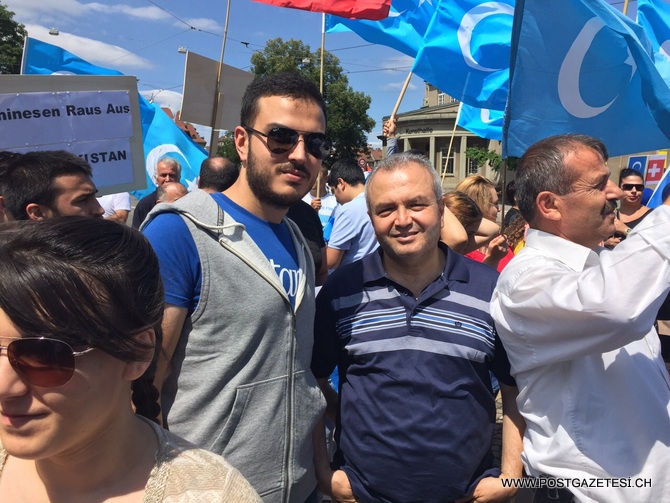 Çin’deki Vahşet İsviçre’de protesto edildi. 2