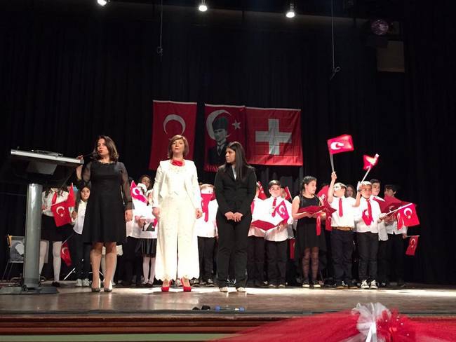 23 Nisan Renens/Lozan'da coşkuyla kutlandı