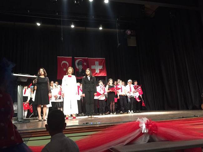 23 Nisan Renens/Lozan'da coşkuyla kutlandı 18