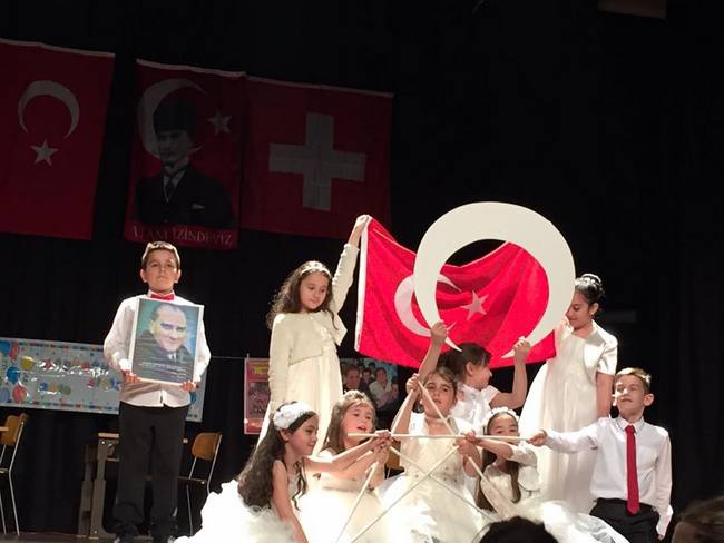 23 Nisan Renens/Lozan'da coşkuyla kutlandı 7