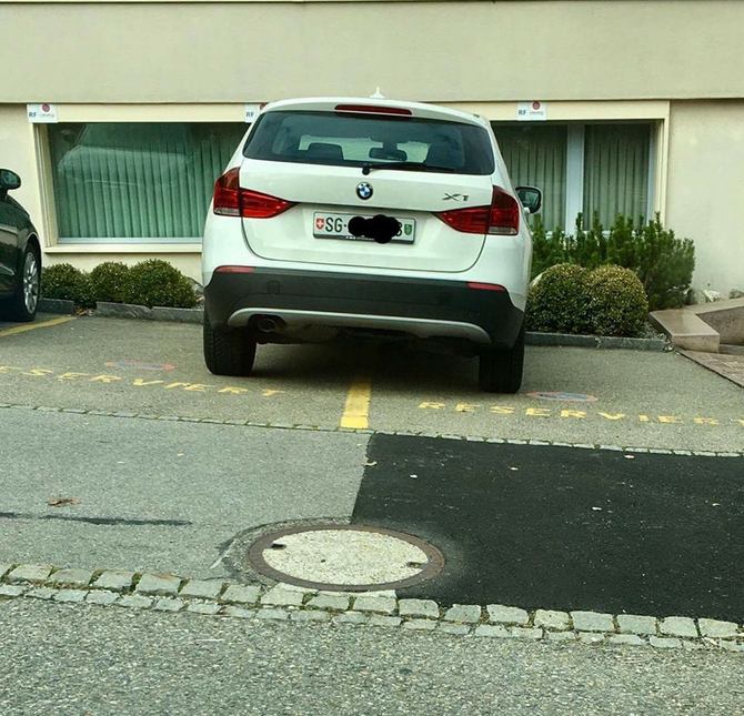 İSVİÇRE'den OTOPARK Manzaraları 16