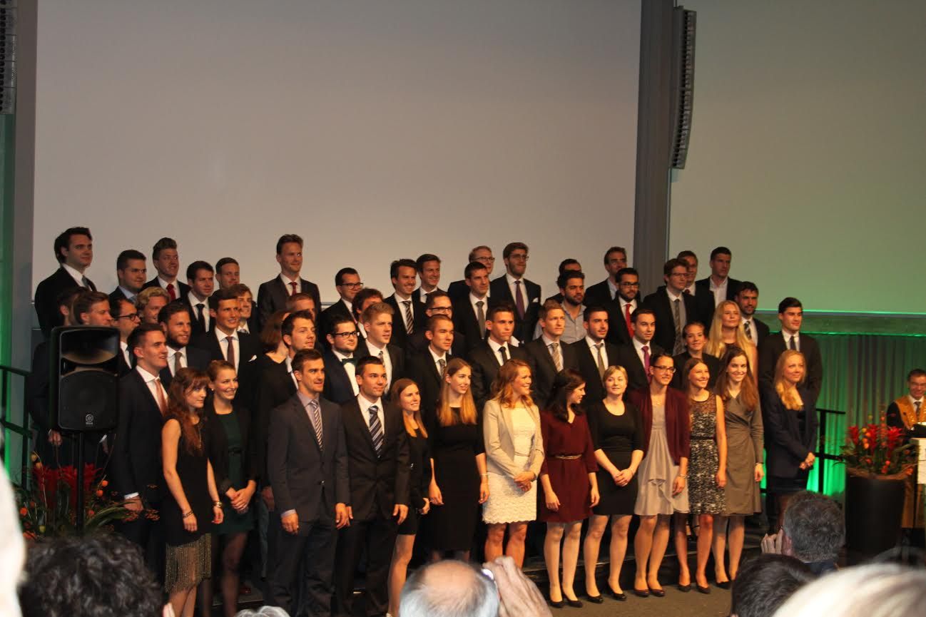 St.Gallen Üniversitesi'nde diploma sevinci