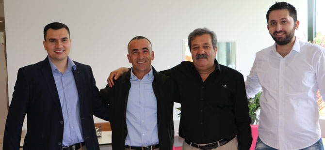 1-038.jpg