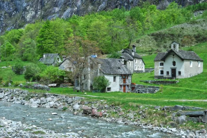 village-faedo-val-bavona-switzerland-traditional-ticino-canton-166381223.webp
